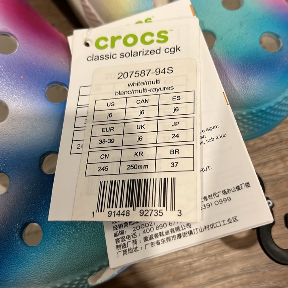 Crocs J6 Tye Dye NWT - Picture 7 of 9